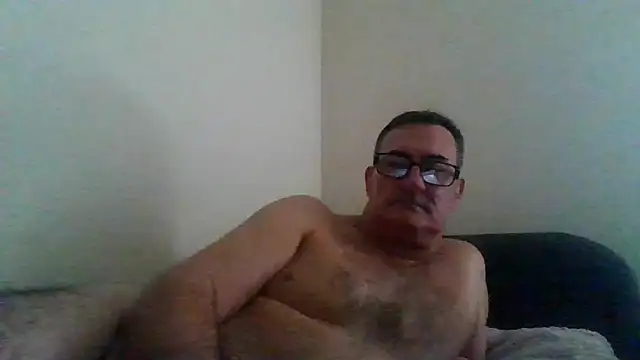 Snapshot of goldenman59 chatting on October 7, 1:48 pm goldenman59 online show from October 7, 1:48 pm