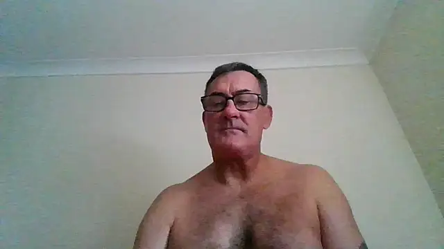 Snapshot of goldenman59 chatting on September 12, 11:54 am goldenman59 online show from September 12, 11:54 am