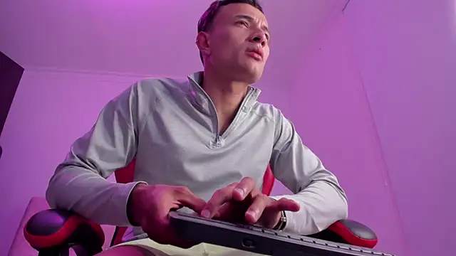 DavisFirb online show from April 14, 3:06 am