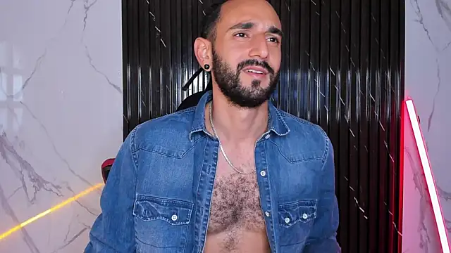 Snapshot of Tatis__ chatting on September 19, 9:36 pm Tatis   online show from September 19, 9:36 pm