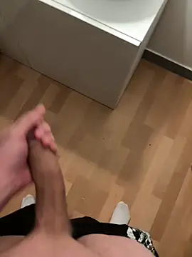 cook907920 online show from February 25, 1:39 am