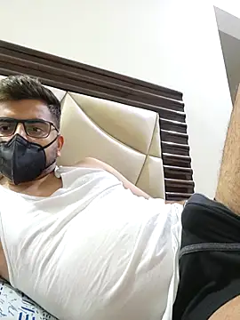 LoveGuruRA online show from October 30, 9:16 pm