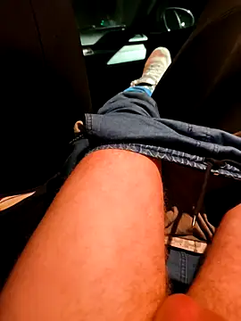 Mlody991112 online show from November 17, 1:52 am