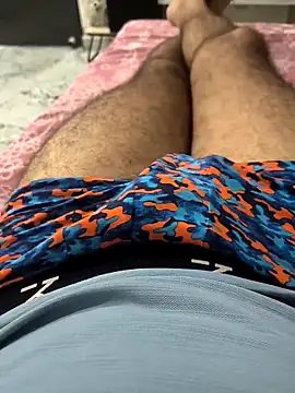 bigdick lickingexpert08 online show from November 5, 5:37 pm