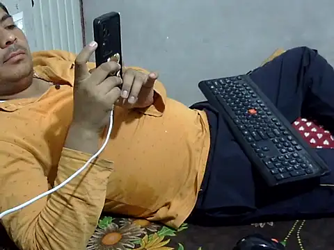 Ajmersingh335512 online show from April 9, 3:40 pm