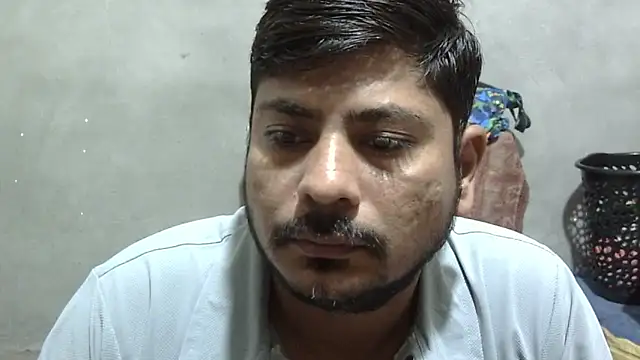 Ajmersingh335512 online show from May 28, 2:37 pm