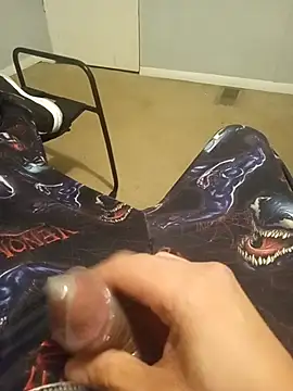 Snapshot of swallowsall6969 chatting on October 6, 12:59 am swallowsall6969 online show from October 6, 12:59 am