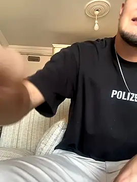 Snapshot of bogerkek chatting on September 14, 2:08 pm bogerkek online show from September 14, 2:08 pm