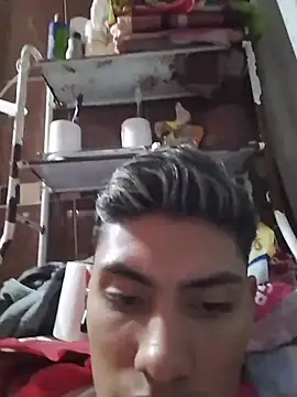 aispuro8505 online show from January 14, 6:29 am