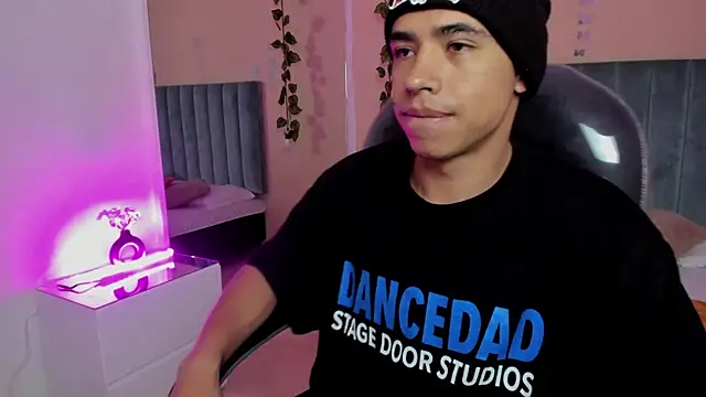 Muscle Scott online show from November 16, 1:35 pm