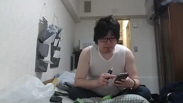 raterate555 online show from February 15, 9:40 am