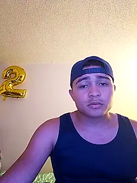 Snapshot of Angelito_10x chatting on October 21, 7:06 pm Angelito 10x online show from October 21, 7:06 pm