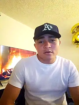 Snapshot of Angelito_10x chatting on September 15, 7:48 pm Angelito 10x online show from September 15, 7:48 pm