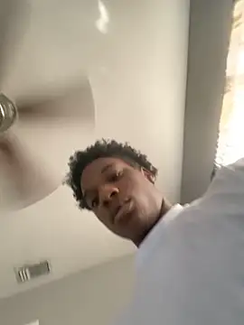 dmmeformerch online show from February 25, 5:36 pm