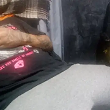 johnboones10 online show from April 15, 9:37 pm