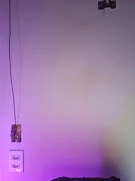 Skate012 online show from April 16, 9:39 pm