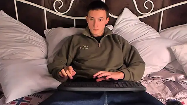 Snapshot of David__Diamond chatting on October 24, 3:58 pm David  Diamond online show from October 24, 3:58 pm
