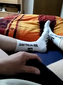 Snapshot of boxerundsocken91 chatting on October 21, 1:36 pm boxerundsocken91 online show from October 21, 1:36 pm