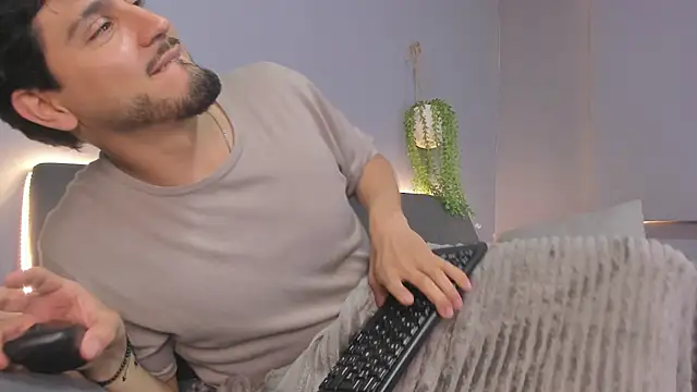 Snapshot of JaackDick_ chatting on September 20, 12:16 pm JaackDick  online show from September 20, 12:16 pm
