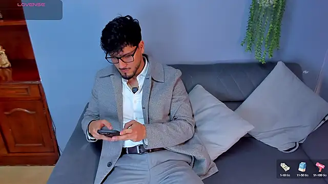 Snapshot of JaackDick_ chatting on October 10, 12:43 pm JaackDick  online show from October 10, 12:43 pm
