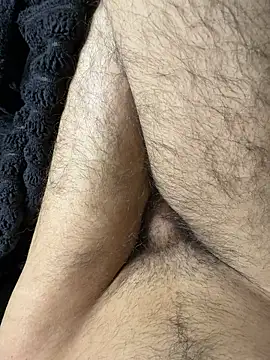 crazyblaze002 online show from April 20, 3:31 am