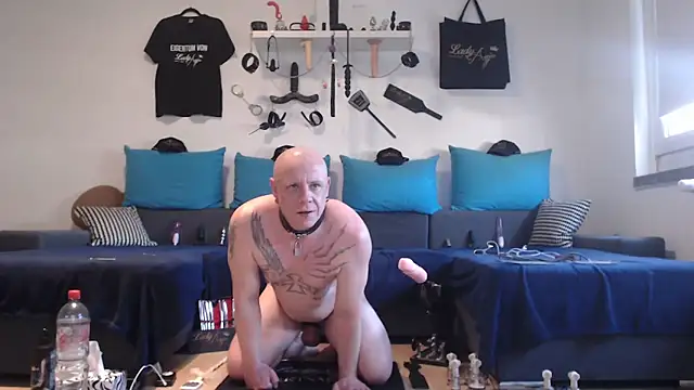 Sklave-Sille online show from April 15, 3:34 pm