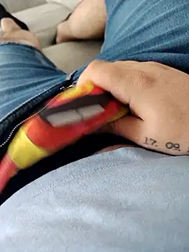 Alberto2840 online show from April 27, 9:50 am