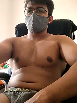 Rockky79 online show from April 18, 9:33 am