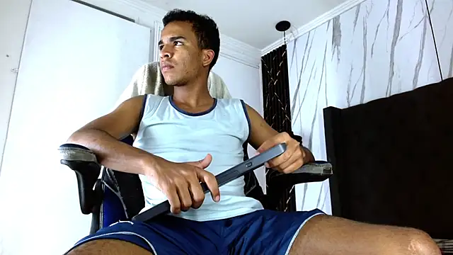 aston xvera online show from October 29, 3:31 am