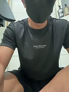 Snapshot of black_xun chatting on October 6, 2:22 pm black xun online show from October 6, 2:22 pm