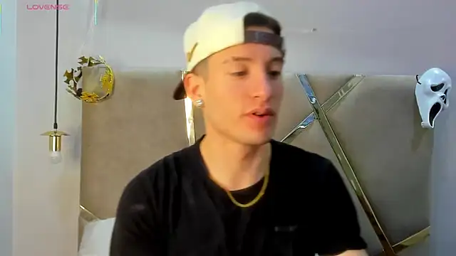 HunterHeat  online show from October 26, 12:40 pm