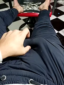 Snapshot of anis3g4 chatting on October 2, 6:45 pm anis3g4 online show from October 2, 6:45 pm