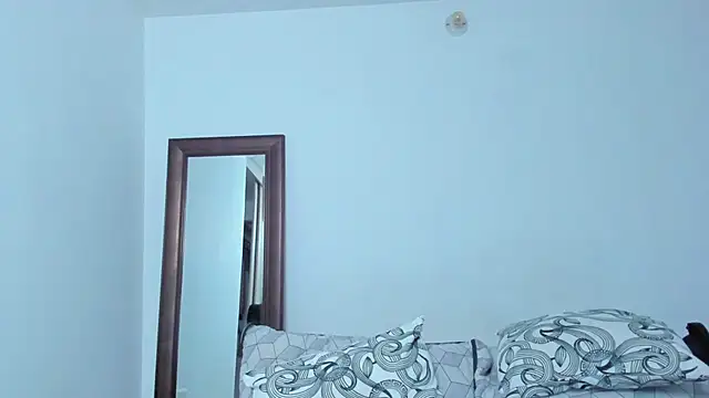 KingLevi01 online show from March 1, 1:49 am