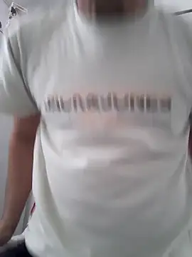 Andr3s69xxx online show from April 30, 9:49 am