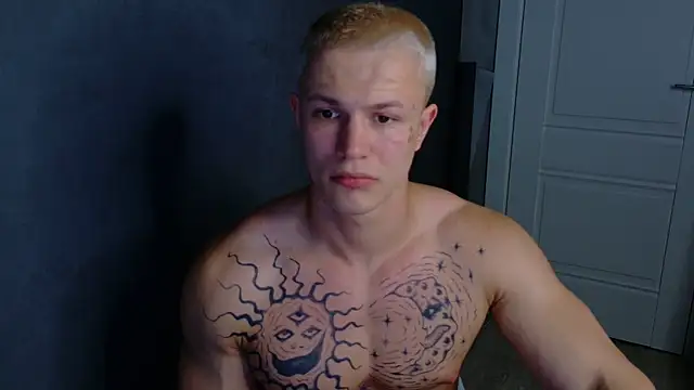 Snapshot of James__Noah chatting on October 10, 8:02 pm James  Noah online show from October 10, 8:02 pm