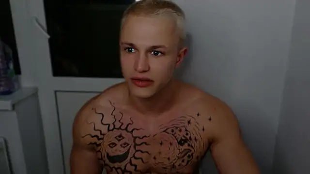 Snapshot of James__Noah chatting on October 7, 11:20 pm James  Noah online show from October 7, 11:20 pm