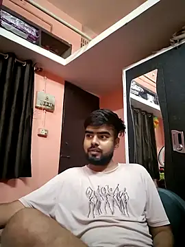 soniriyaa010101 online show from May 25, 6:36 pm