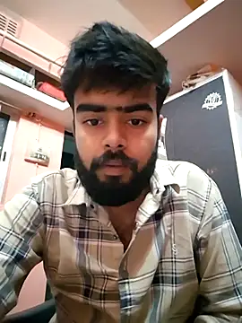 soniriyaa010101 online show from December 20, 7:32 pm