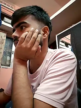 soniriyaa010101 online show from November 13, 6:56 pm