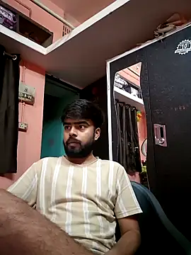 soniriyaa010101 online show from May 14, 7:01 pm