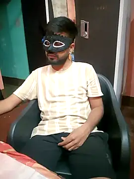 soniriyaa010101 online show from February 10, 7:29 pm