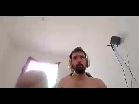 Snapshot of Arthur_Rj_21 chatting on September 29, 5:20 pm Arthur Rj 21 online show from September 29, 5:20 pm