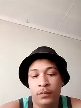 Snapshot of Daddysharddick chatting on October 31, 1:14 pm Daddysharddick online show from October 31, 1:14 pm