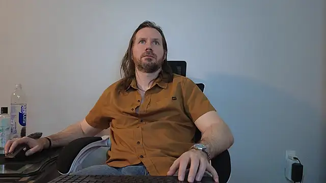 AlbinoAdonis online show from April 29, 2:38 am