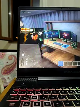 LAZ3R1 online show from November 11, 6:46 pm