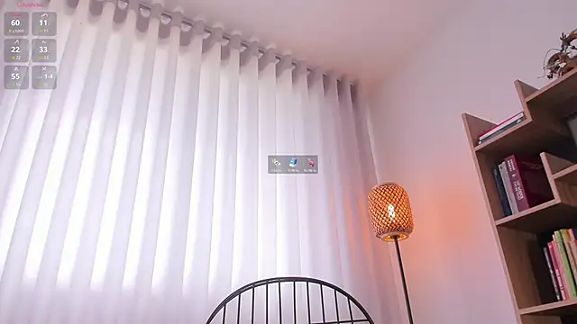 Snapshot of Dylan_Johnsonn chatting on October 21, 8:23 pm Dylan Johnsonn online show from October 21, 8:23 pm