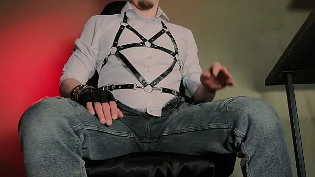 Vincent Hardman online show from February 11, 8:14 pm