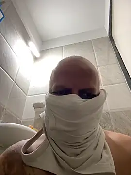 Snapshot of Adityashivani_143 chatting on September 20, 4:12 am Adityashivani 143 online show from September 20, 4:12 am