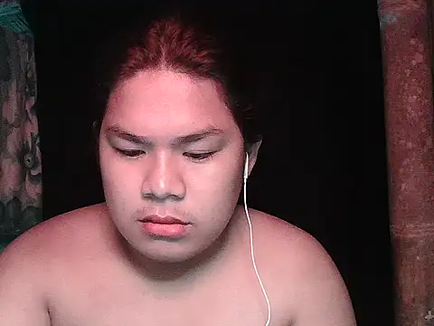 Huntrix2025 online show from May 12, 9:45 pm