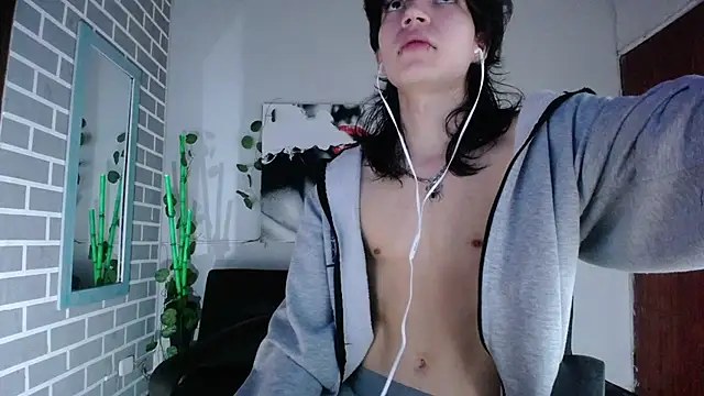 Snapshot of Jack_alvarez19 chatting on October 27, 11:07 pm Jack alvarez19 online show from October 27, 11:07 pm
